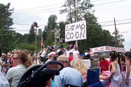 One of the classier floats.  LOL