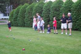 The bocce audience