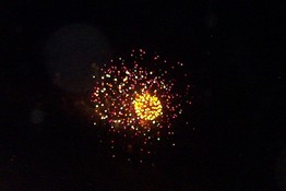 Someday I'll get the hang of photographing fireworks