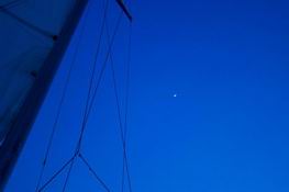 This was supposed to be an impressive shot of the mast.  Ah well.