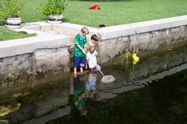 Jimmy turning Alex and Patch into river rats