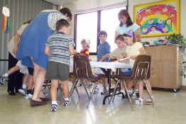 Making plates for their Mommies