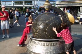 Making the ball spin