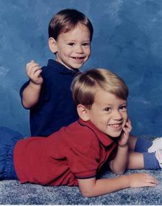 2000-10-Boys.JPG (47952 bytes)