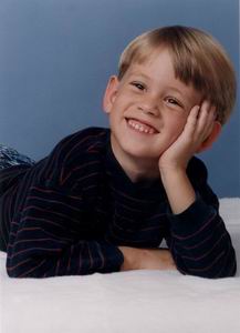 2001-11-04-Alex.JPG (29101 bytes)