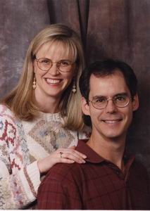 2001-11-04-MomandDad.JPG (46089 bytes)